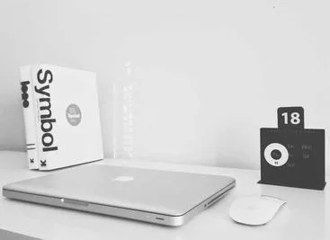 Marken-Sneaker, wenig getragen